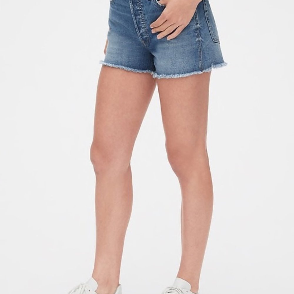 Gap High Rise Cheeky Denim Shorts with Raw Hem NWT - Picture 2 of 10